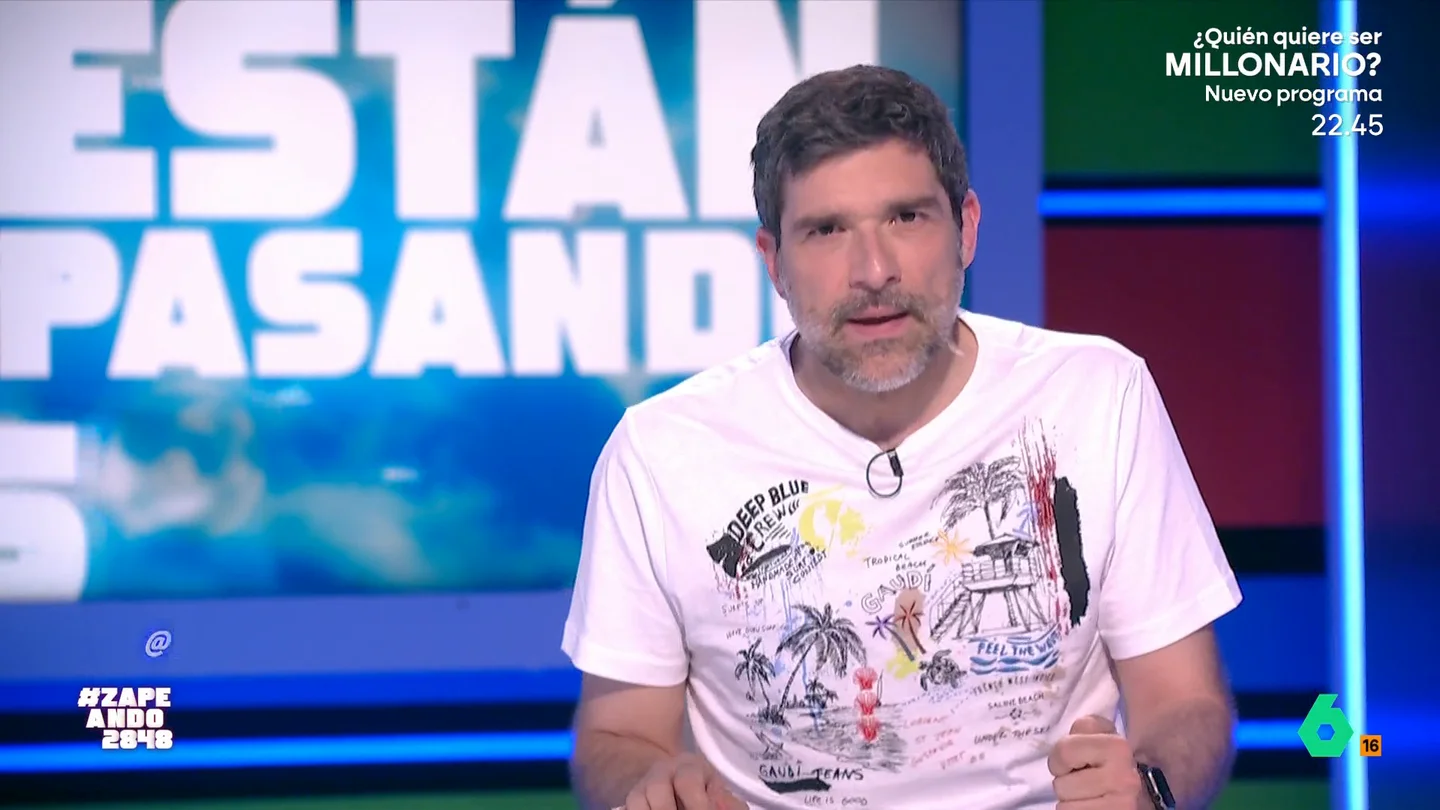 Nacho García, tras el encuentro entre Pedro Sánchez y Melody: "Una foto con ella te da más votos que una con un bebe" Nacho García, tras el encuentro entre Pedro Sánchez y Melody: "Una foto con ella te da más votos que una con un bebe"