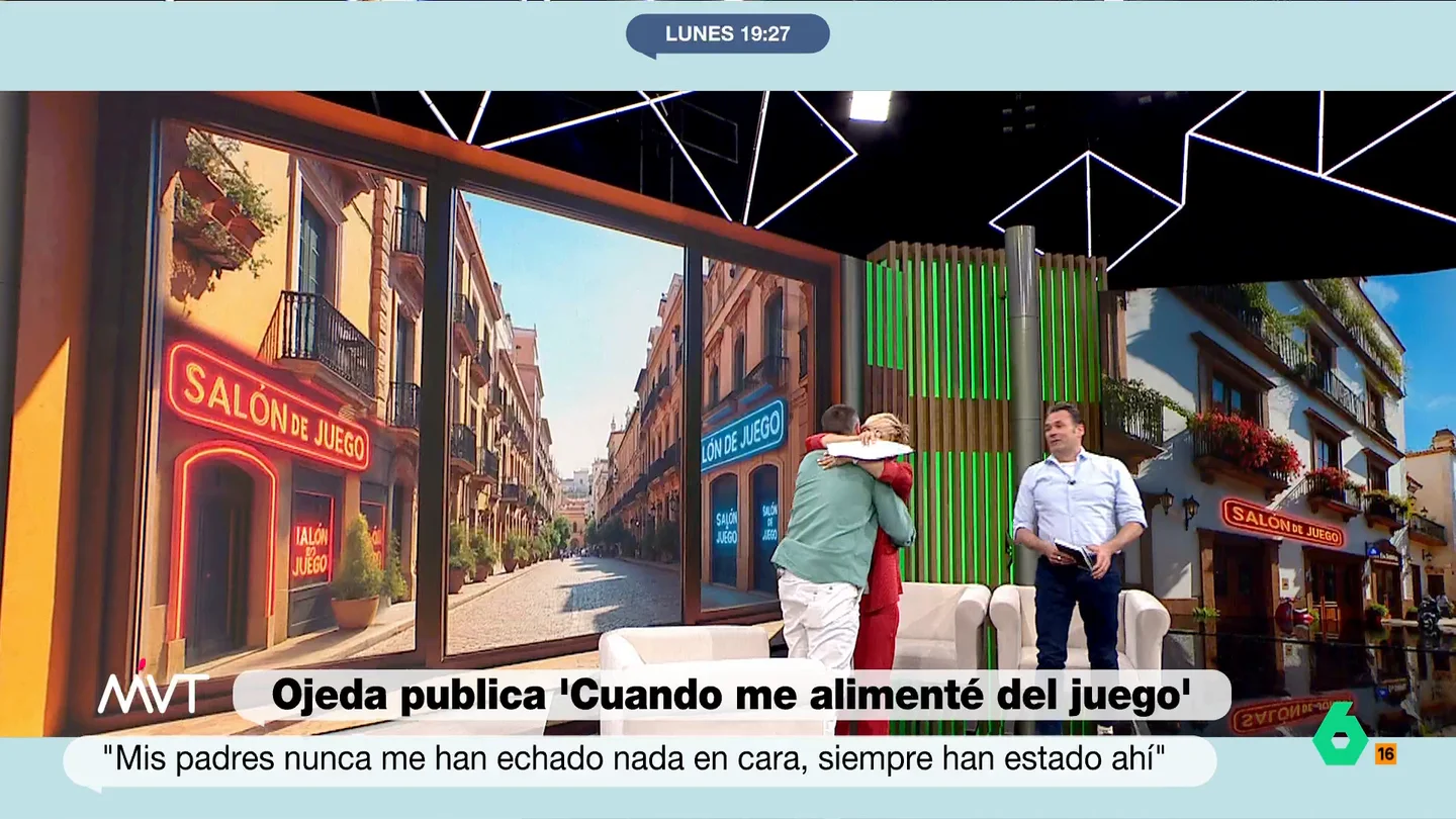 El sentido abrazo de Cristina Pardo e Iñaki López a Pablo Ojeda tras confesar en directo su adicción al juego El nutricionista se ha sincerado con los presentadores de Más Vale Tarde sobre su ludopatía. Como explica, en su nuevo libro, 'Cuando me alimenté del juego', refleja muchos duros episodios vividos debido a su adicción al juego.