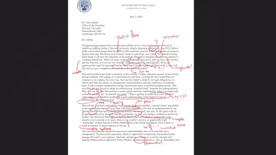Frases incompletas, errores en los tiempos verbales... La secretaria de Educación de Trump manda una carta a Harvard llena de faltas Frases incompletas, errores en los tiempos verbales... La secretaria de Educación de Trump manda una carta a Harvard llena de faltas