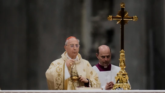 Quién es Dominique Mamberti, el cardenal que anunciará al mundo "Habemus Papam" Quién es Dominique Mamberti, el cardenal que anunciará al mundo "Habemus Papam"