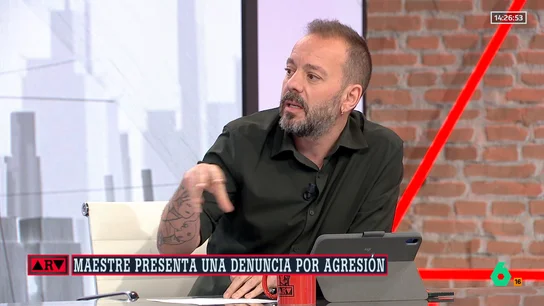 El testimonio de Antonio Mestre tras un intento de agresión de un líder neonazi: "La ciudadanía piensa que estas cosas no pasan en España" El testimonio de Antonio Mestre tras un intento de agresión de un líder neonazi: "La ciudadanía piensa que estas cosas no pasan en España"