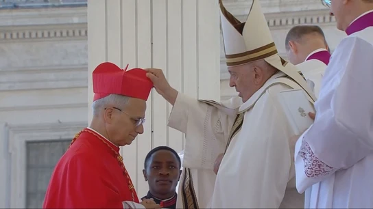 Robert Prevost, actual papa León XVI, con el papa Francisco Robert Prevost, actual papa León XVI, con el papa Francisco