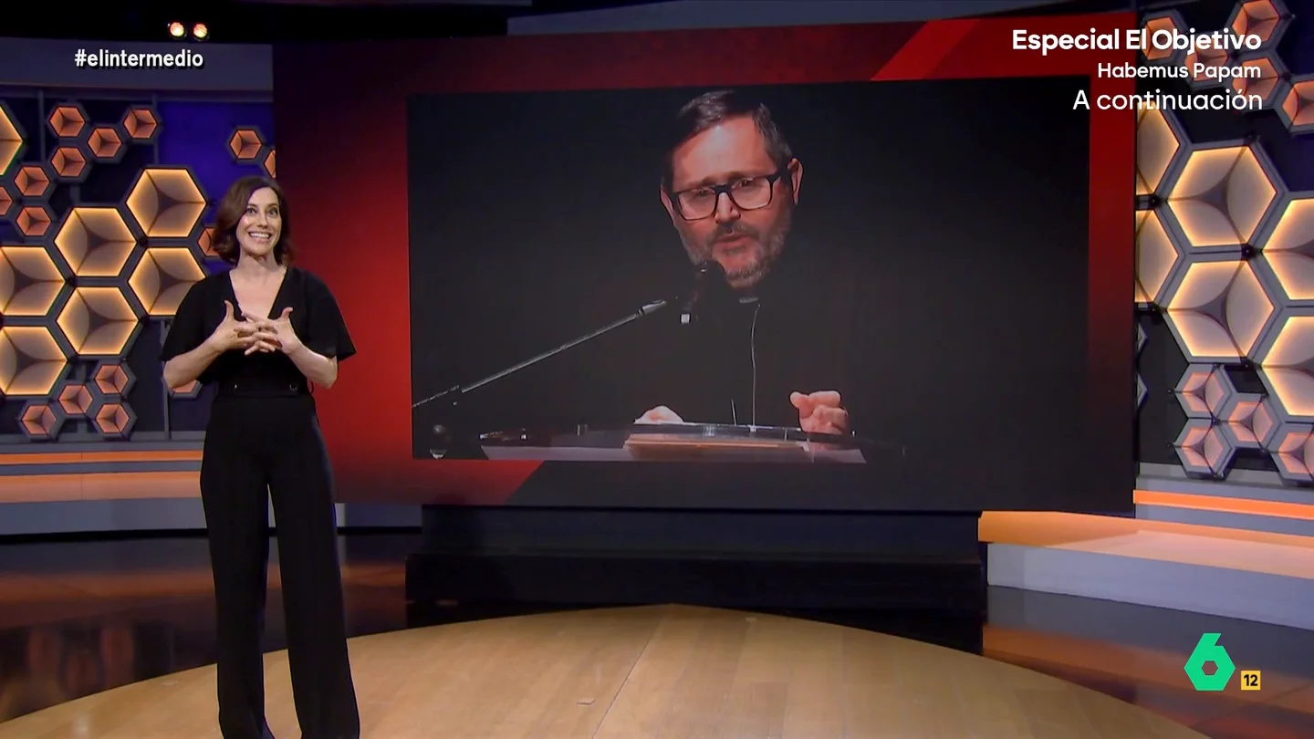 Cristina Gallego, sobre el pregón machista del cura de Alcantarilla: "El papa es sucesor de San Pedro y él de San Pedro Picapiedra" Cristina Gallego analiza el polémico pregón del sacerdote Pedro César Carrillo Martínez en las fiestas de Alcantarilla, en Murcia, donde dejó todo tipo de comentarios machistas y ataques al aborto o la eutanasia.