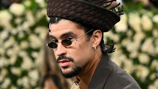 Bad Bunny durante el desfile de la Gala Met. Bad Bunny durante el desfile de la Gala Met.