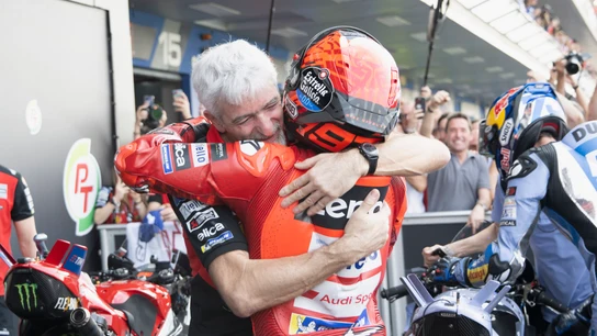 Gigi Dall'igna y Marc Márquez Gigi Dall'igna y Marc Márquez