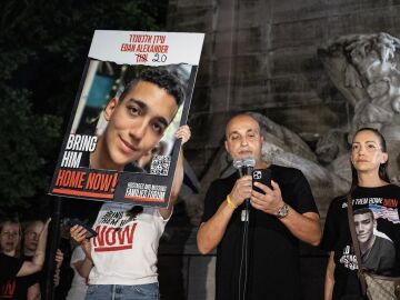 Una concentracion por el militar israelí-estadounidense Edan Alexander 