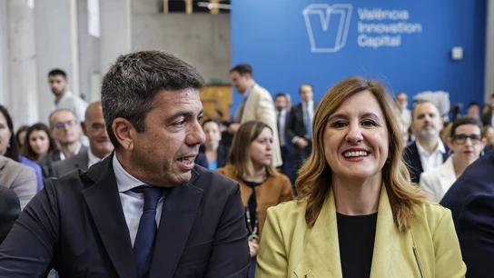 El presidente de la Generalitat valenciana, Carlos Mazón, y la alcaldesa de València, María José Catalá. El presidente de la Generalitat valenciana, Carlos Mazón, y la alcaldesa de València, María José Catalá.