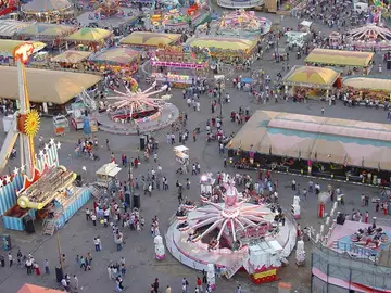 Recinto ferial, Cáceres Recinto ferial, Cáceres