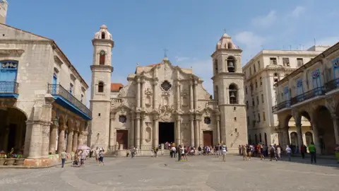 La Habana Vieja, Catedral. La Habana Vieja, Catedral.