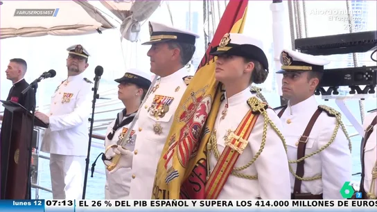 Alfonso Arús, al ver a la princesa Leonor de abanderada en la jura de bandera en Cartagena de Indias: "Va a ciegas" Alfonso Arús, al ver a la princesa Leonor de abanderada en la jura de bandera en Cartagena de Indias: "Va a ciegas"
