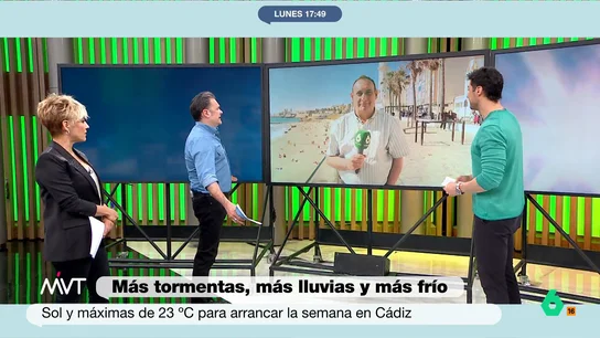 El enfado de Iñaki López con Paco Mesa debido al buen tiempo en Cádiz: "Pensaba que eramos amigos..." El periodista ha 'presumido' del magnífico clima que están disfrutando en Cádiz. El reportero explica que la temperatura ronda los 23 grados pero que esta subirá en los próximos días.