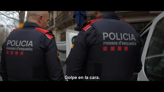 Apatrullando muestra la labor de los Mossos tras recibir un aviso por una discusión de tráfico en Barcelona Apatrullando en Barcelona
