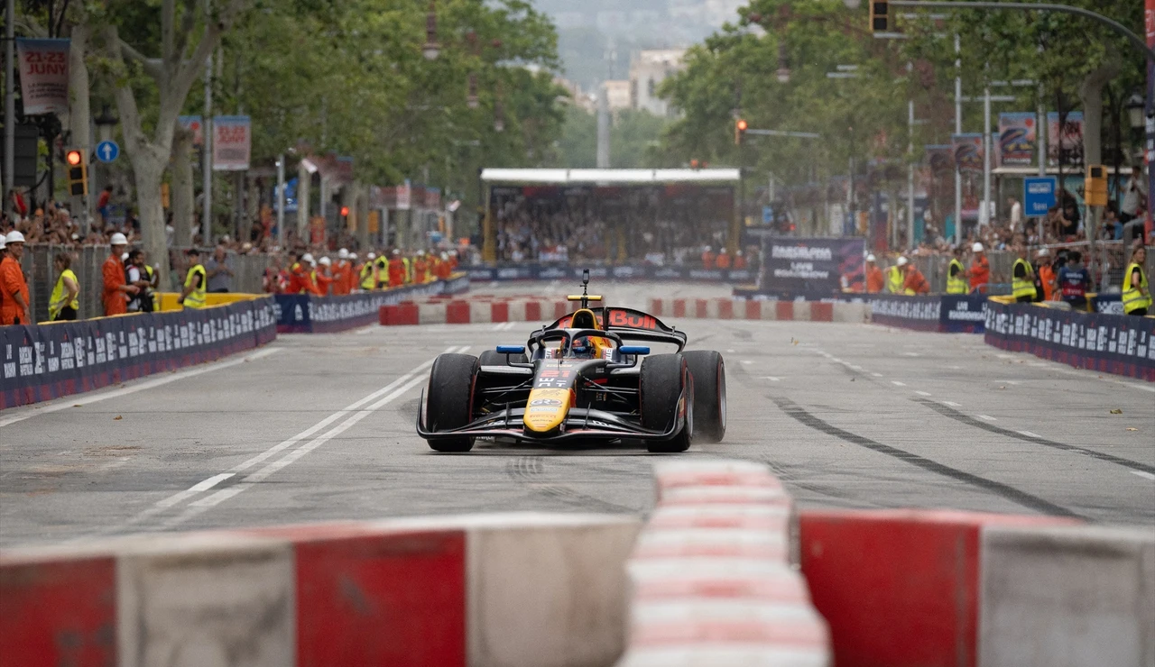 Un monoplaza durante la celebración del Formula 1 Live Barcelona Road Show, en el Paseo de Gràcia, a 19 de junio de 2024, en Barcelona, Catalunya (España).
