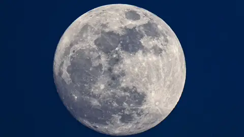 Luna de las Flores en Turquía Luna de las Flores en Turquía