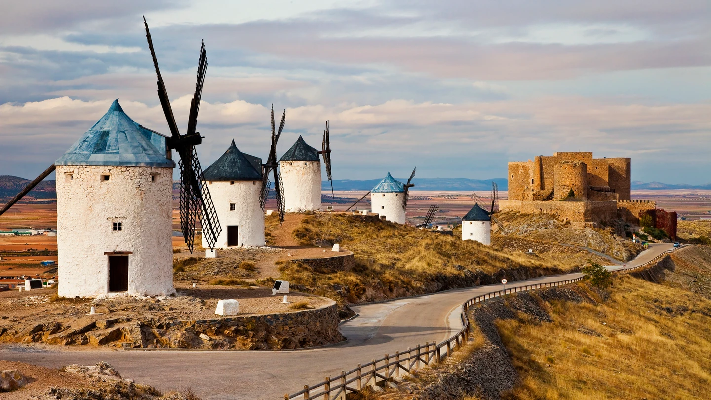 Castillo y molinos de Consuegra Castillo y molinos de Consuegra