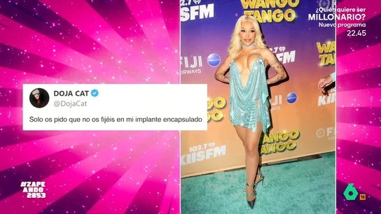 Doja Cat se toma, con mucho humor, un problema en uno de sus pechos: "Solo os pido que no os fijéis..." La artista tiene implantes en los pechos pero, como ha contado, uno de ellos se ha encapsulado. Esto ha hecho que este se deforme algo muy visible en una fotografía que ha subido a sus redes sociales.