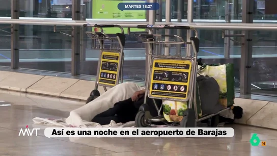 Barajas, el único techo para cientos de personas sin hogar: "Tenemos chinches. Yo no quiero estar aquí, pero no voy a estar en la calle" Barajas, el único techo para cientos de personas sin hogar: "Tenemos chinches. Yo no quiero estar aquí, pero no voy a estar en la calle"