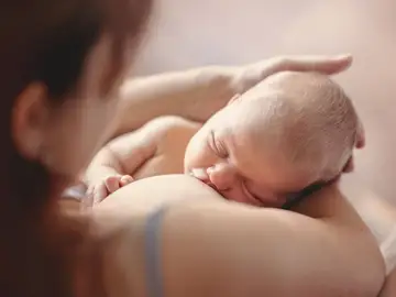 Detectan nanopartículas de metales y sílice en la leche materna humana Detectan nanopartículas de metales y sílice en la leche materna humana