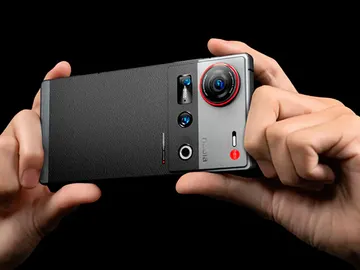 Nubia Z70S Ultra Nubia Z70S Ultra