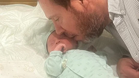 Imagen de Óscar Puente con su hijo Óscar. Imagen de Óscar Puente con su hijo Óscar.