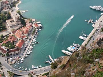 Bah&iacute;a de Kotor, en Montenegro