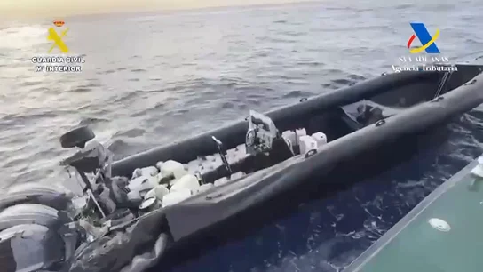 La Guardia Civil interviene seis narcolanchas y detiene a cuatro personas en el mar de Alborán La Guardia Civil interviene seis narcolanchas y detiene a cuatro personas en el mar de Alborán