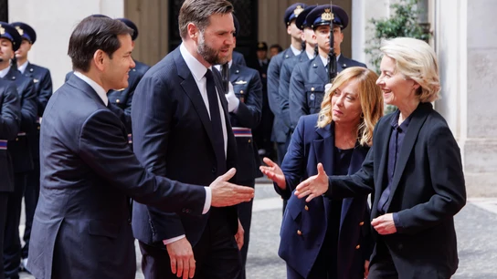 Vance, Von der Leyen y Meloni esperan un nuevo inicio tras una reunión "constructiva" en Roma Vance, Von der Leyen y Meloni esperan un nuevo inicio tras una reunión "constructiva" en Roma