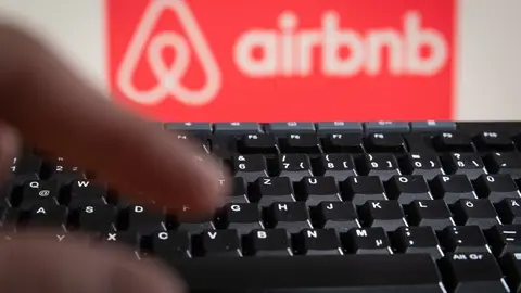 El logo de Airbnb, en una imagen de archivo. El logo de Airbnb, en una imagen de archivo.