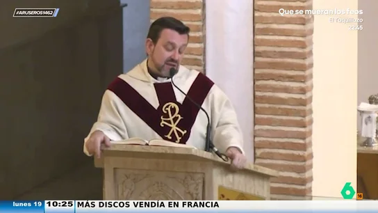 El cura de Valdepeñas, contra una de sus feligresas al charlar sobre la gente que prefiere tener mascotas a hijos: "Oyéndola a usted..." El cura de Valdepeñas, contra una de sus feligresas al charlar sobre la gente que prefiere tener mascotas a hijos: "Oyéndola a usted..."