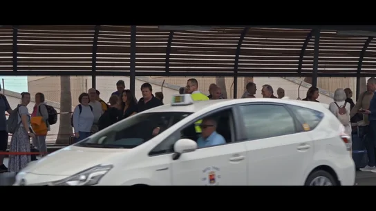 "Desde Adeje hasta Los Cristianos se colapsa todo": el lamento de una taxista de Tenerife ante los atascos "Desde Adeje hasta Los Cristianos se colapsa todo": el lamento de una taxista de Tenerife ante los atascos