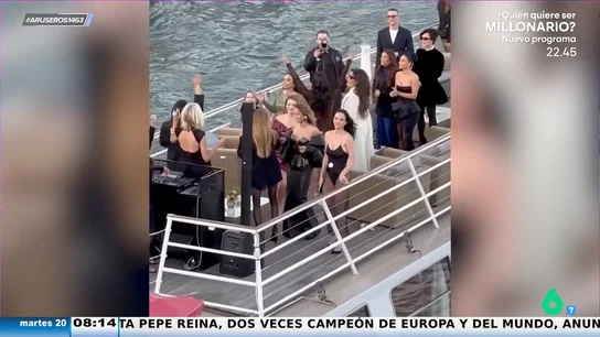 Jeff Bezos celebra su despedida en Madrid mientras Lauren Sánchez disfruta con Eva Longoria y Katy Perry en París Jeff Bezos celebra su despedida en Madrid mientras Lauren Sánchez disfruta con Eva Longoria y Katy Perry en París