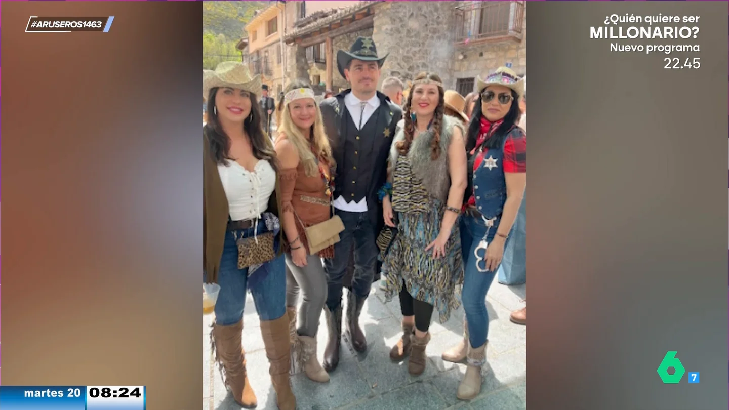 Iker Casillas convierte su pueblo en el 'lejano oeste' para celebrar su 44 cumpleaños: "No han faltado los toros mecánicos" Iker Casillas convierte su pueblo en el 'lejano oeste' para celebrar su 44 cumpleaños: "No han faltado los toros mecánicos"