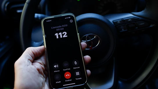 Un teléfono móvil, tratando de realizar una llamada de emergencia al servicio 112 Un teléfono móvil, tratando de realizar una llamada de emergencia al servicio 112
