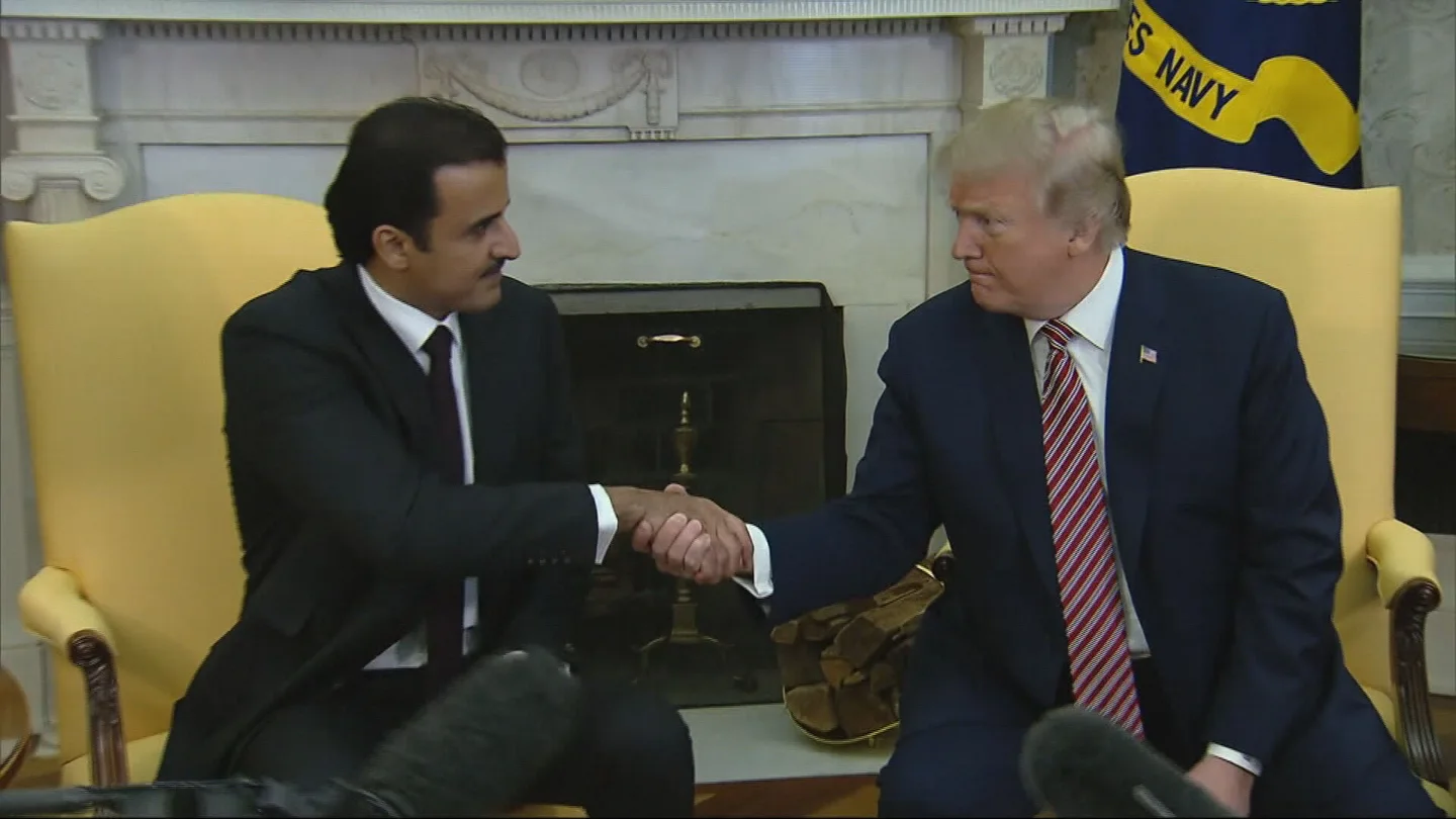 Trump dijo que Qatar le regaló un avión de 400 millones, pero fue su Gobierno quien pidió comprarlo Trump dijo que Qatar le regaló un avión de 400 millones, pero fue su Gobierno quien pidió comprarlo