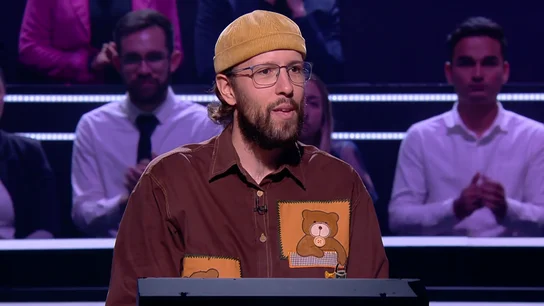 La inesperada respuesta de un hombre sobre qué haría con un millón de euros: "Vivir tranquilo, pero no dejaría mi trabajo" La inesperada respuesta de un hombre sobre qué haría con un millón de euros: "Vivir tranquilo, pero no dejaría mi trabajo"