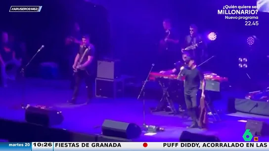 Andrés Calamaro amaga con dejar plantado al público de su concierto tras haber sido abucheado por defender la tauromaquia: "¡Hasta nunca!" Andrés Calamaro amaga con dejar plantado al público de su concierto tras haber sido abucheado por defender la tauromaquia: "¡Hasta nunca!"