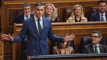 Pedro S&aacute;nchez durante la sesi&oacute;n de control al Gobierno del 21 de mayo de 2025 en el Congreso de los Diputados.