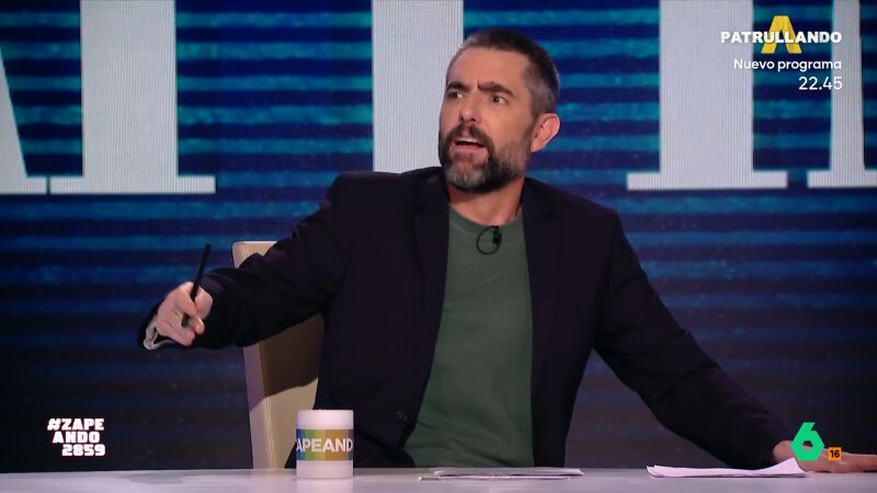 Dani Mateo, sorprendido al descubrir la curiosa afición de la infanta Elena: "Tiene mucha práctica de esperar a Froilán..."