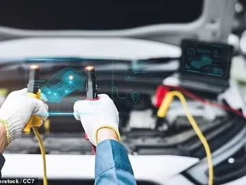 Se ha descubierto un nuevo tipo de material que desafía la termodinámica y que ayuda a que las baterías de vehículos eléctricos viejos funcionen como nuevas, reiniciándolas y reactivando su rendimiento Se ha descubierto un nuevo tipo de material que desafía la termodinámica y que ayuda a que las baterías de vehículos eléctricos viejos funcionen como nuevas, reiniciándolas y reactivando su rendimiento