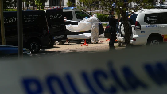 La policía Nacional trabaja en el lugar donde este miércoles ha sido asesinado Andréi Portnov La policía Nacional trabaja en el lugar donde este miércoles ha sido asesinado Andréi Portnov