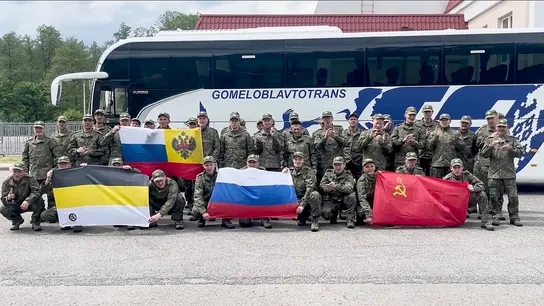 Un total de 614 prisioneros de guerra han quedado en libertad en un nuevo intercambio entre Rusia y Ucrania. Un total de 614 prisioneros de guerra han quedado en libertad en un nuevo intercambio entre Rusia y Ucrania.