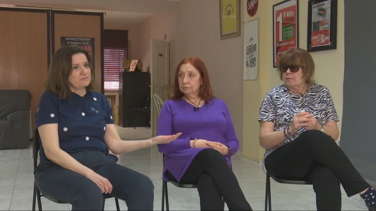 Estas tres mujeres perdieron a familiares en las residencias de Madrid durante la pandemia. Estas tres mujeres perdieron a familiares en las residencias de Madrid durante la pandemia.
