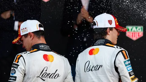 Lando Norris y Oscar Piastri en el podio del GP de Mónaco Lando Norris y Oscar Piastri en el podio del GP de Mónaco