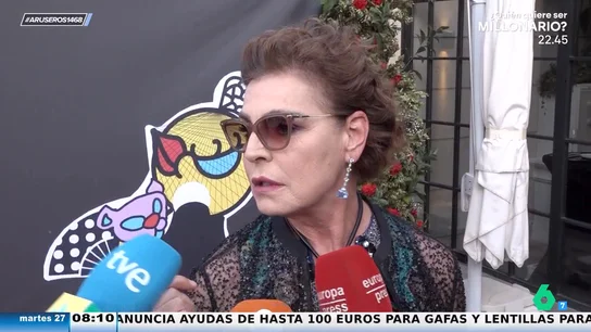 Antonia Dell'Atte se pone a cantar 'Espresso Macchiato' tras preguntarle si iría a Eurovisión con Ana Obregón Antonia Dell'Atte se pone a cantar 'Espresso Macchiato' tras preguntarle si iría a Eurovisión con Ana Obregón