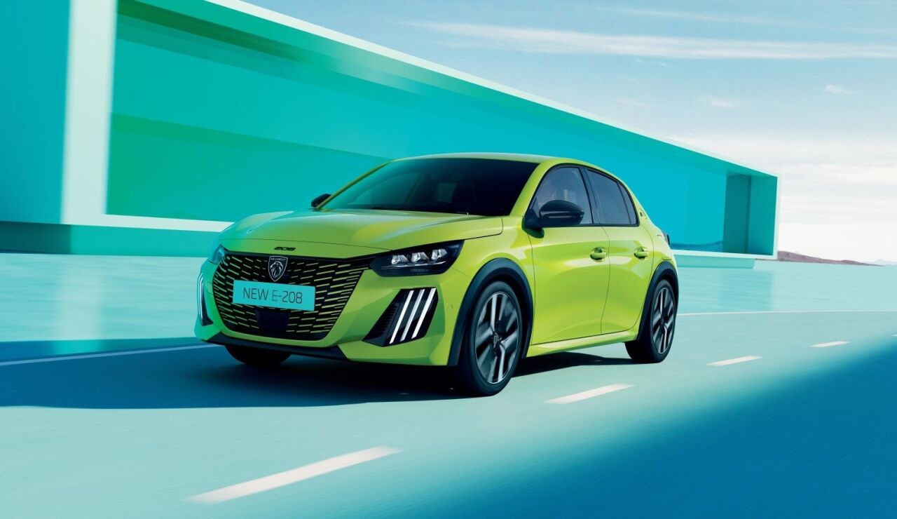Peugeot ampl&iacute;a la autonom&iacute;a el&eacute;ctrica del E-208 hasta los 433 kil&oacute;metros, disponible por 26.800 euros