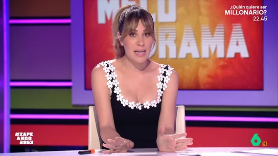 María Gómez, tras la rueda de prensa de Melody: "No habla de política pero, desea la paz en el mundo sin ser miss... aclárate" Durante la rueda de prensa, la artista fue preguntada por la politización del festival. Melody decidió lanzar balones fuera y se excusó diciendo que por contrato "no podía hacer comentario políticos". Algo que, más tarde, RTVE desmentía.