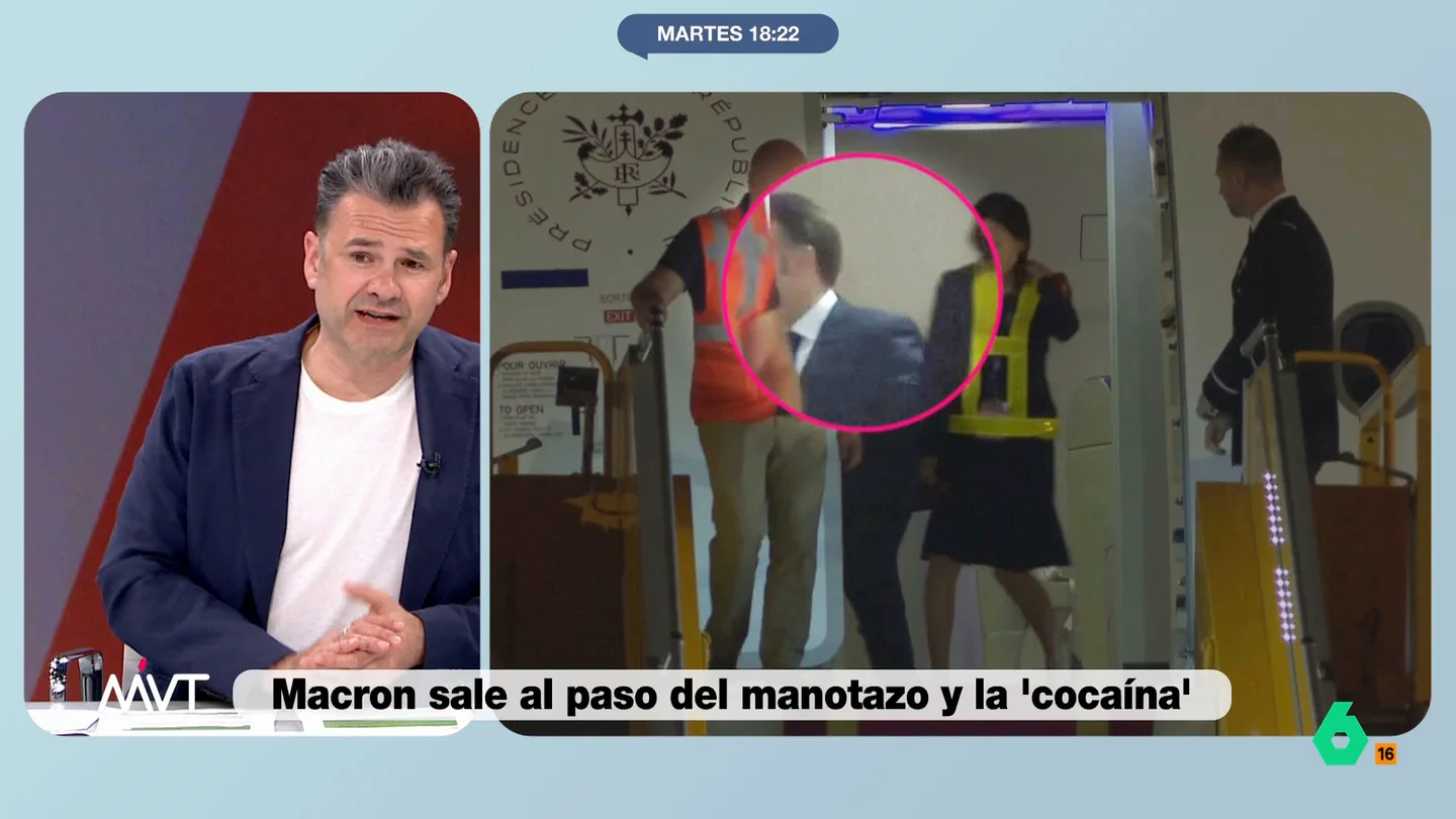 Iñaki López, sobre el bulo de la cocaína de Macron: "Imaginarlo metiéndose rayas en un tren... es que ni los Sex Pistols" El presidente fue el protagonista de un bulo que se produjo tras la publicación de unas imágenes suyas junto a Friedrich Merz y Keir Starmer. En ellas, el francés cogía un clínex pero, se insinuó que en realidad era droga.