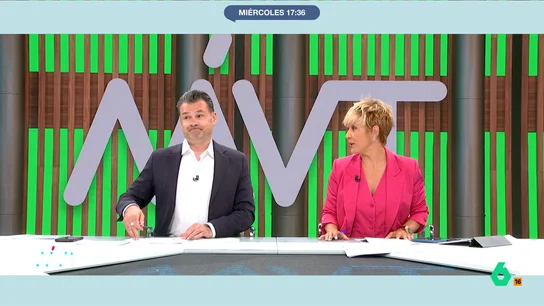 Gonzalo Miró vuelve a llegar tarde a Más Vale Tarde y Cristina Pardo reacciona: "Se estará peinando" Cristina Pardo e Iñaki López comienzan Más Vale Tarde poniendo en evidencia a Gonzalo Miró, que vuelve a llegar tarde al inicio del programa. En este vídeo, los presentadores le lanzan algún divertido 'dardo'.