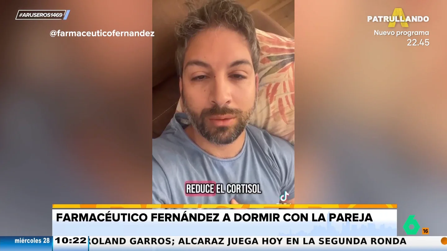 Farmacéutico Fernández, a los beneficios de dormir en pareja según la ciencia: "No valoran todos los detalles" Farmacéutico Fernández, a los beneficios de dormir en pareja según la ciencia: "No valoran todos los detalles"