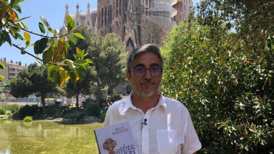 Jes&uacute;s Bastante con su novela 'El aprendiz de Gaud&iacute;'